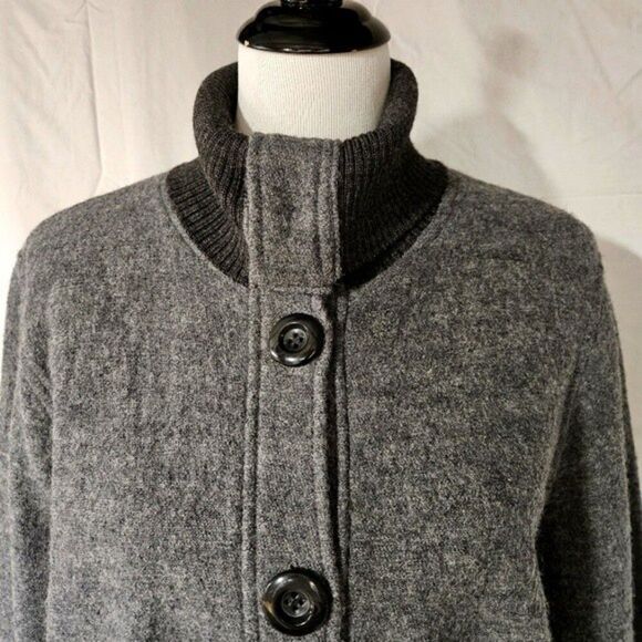 Bernardo Collection Gray & Charcoal Front Button Wool Versatile Neckline Sweater - Picture 1 of 12